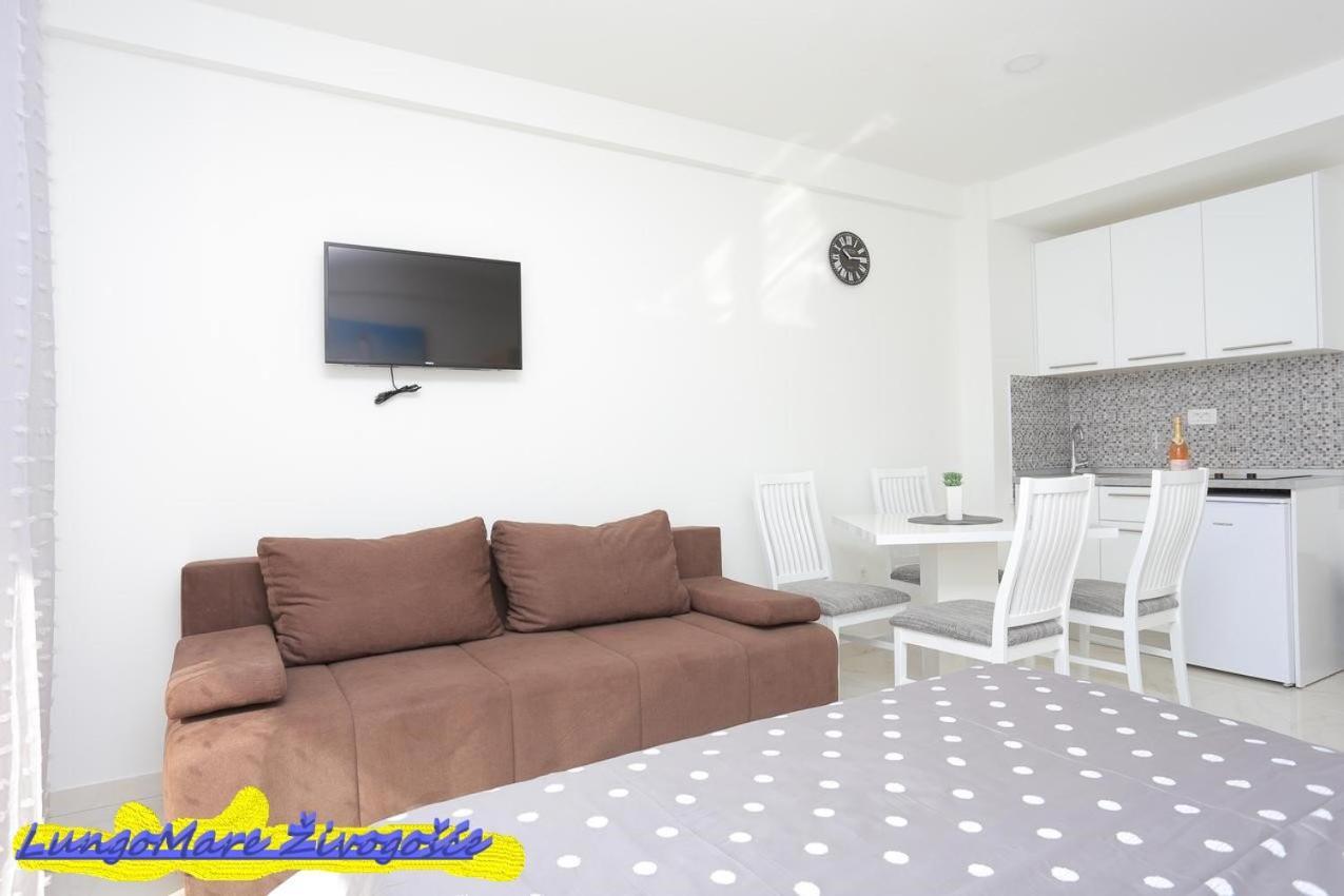 Apartmants Lungo Mare * Živogošće